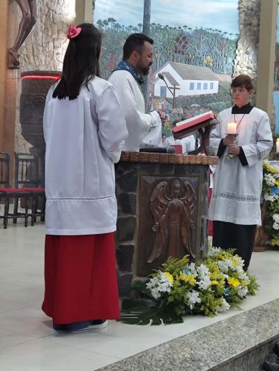 Terceira celebração do domingo reúne fiéis no Santuário de Nossa Senhora Aparecida
